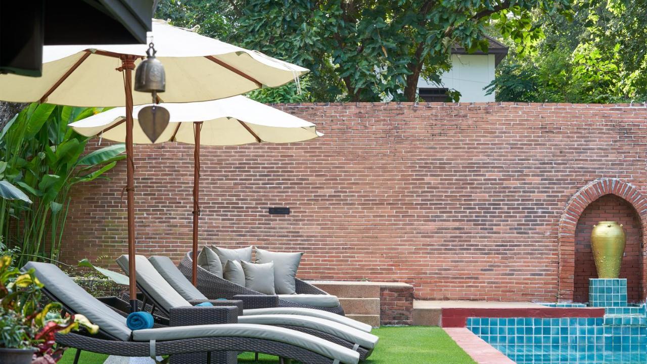 Floral Hotel Ayatana Chiang Mai Exterior photo
