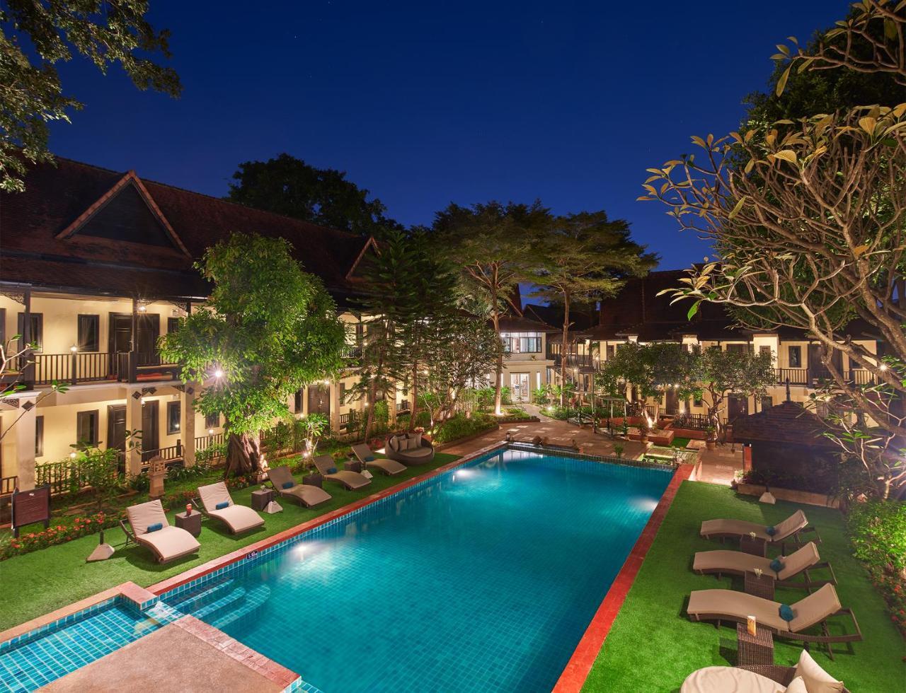 Floral Hotel Ayatana Chiang Mai Exterior photo