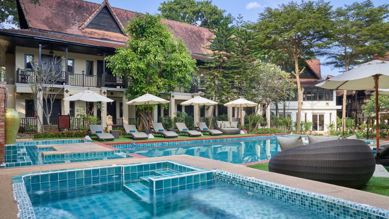 Floral Hotel Ayatana Chiang Mai Exterior photo