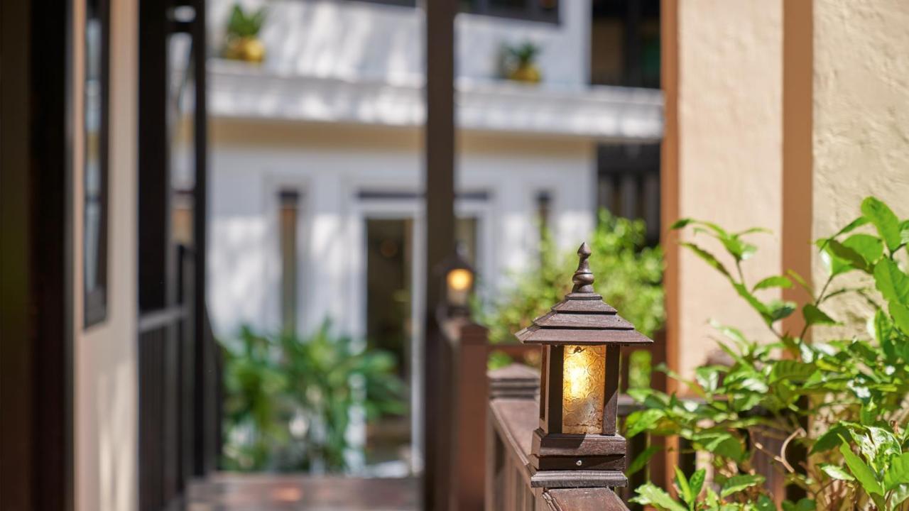Floral Hotel Ayatana Chiang Mai Exterior photo
